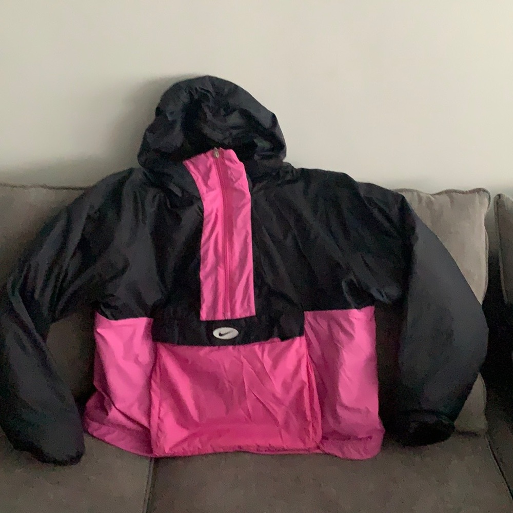 Nike pull over